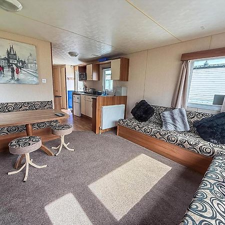 8 Berth Caravan With Decking At Sunnydale In Lincolnshire Ref 35087S Louth  Dış mekan fotoğraf