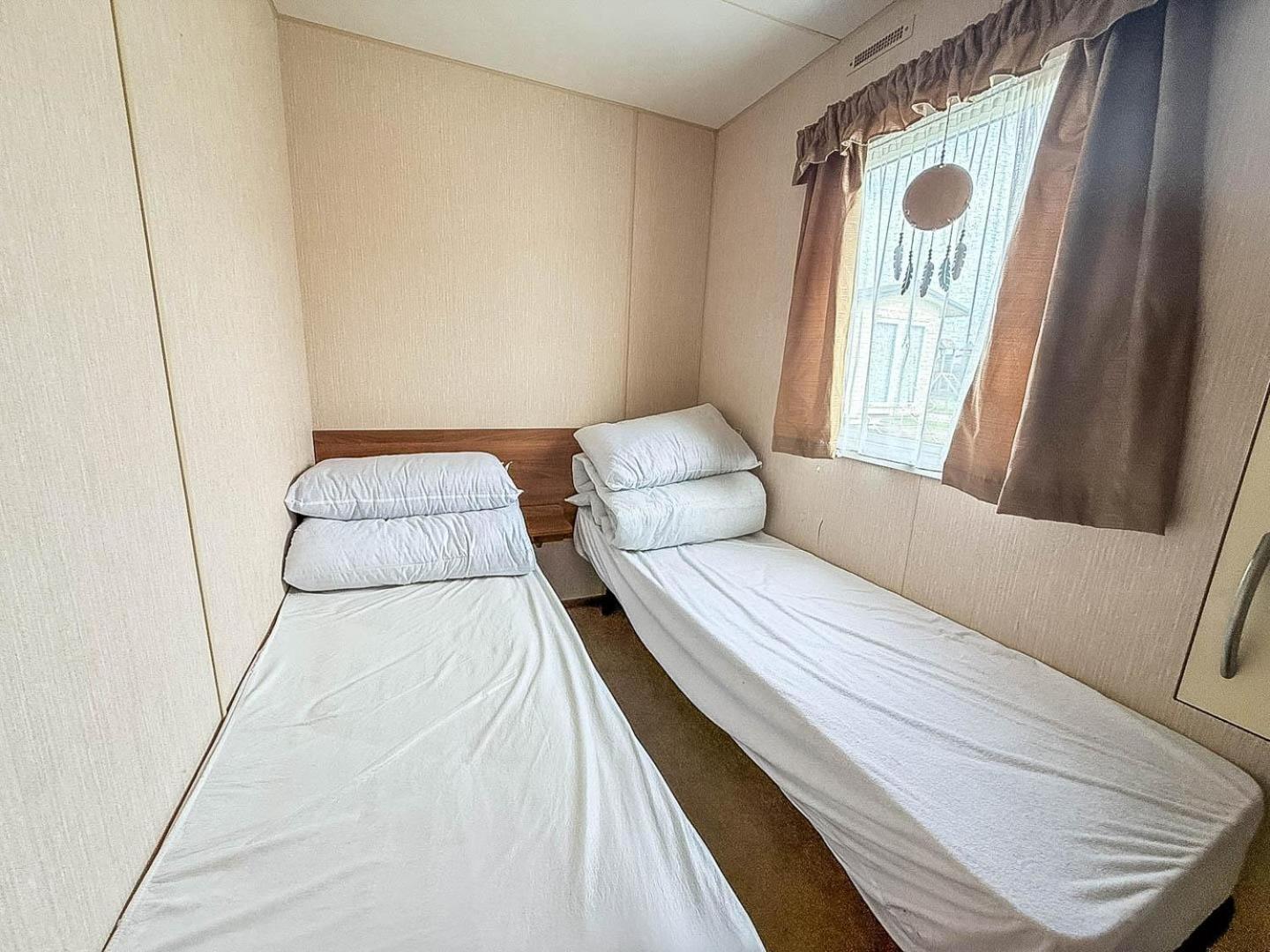 8 Berth Caravan With Decking At Sunnydale In Lincolnshire Ref 35087S Louth  Dış mekan fotoğraf